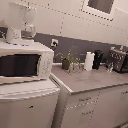 Charmant Studio * Montreuil (Seine-Saint-Denis)
