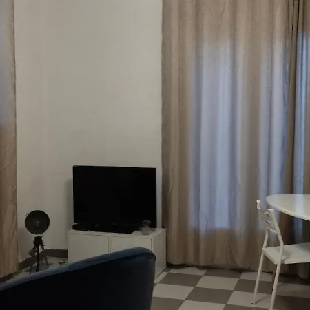 Charmant Studio Apartment *